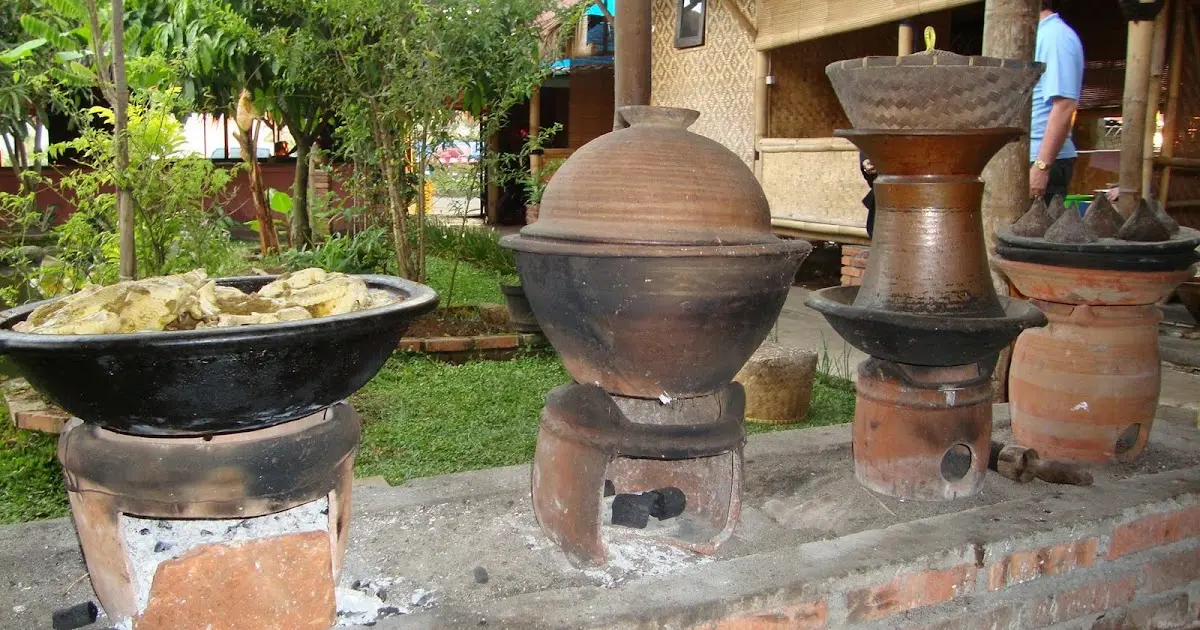 10 Alat Masak Tradisional yang Masih Digunakan Hingga Sekarang