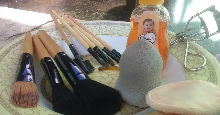 10 Cara Membersihkan Alat Masak dengan Mudah dan Efektif