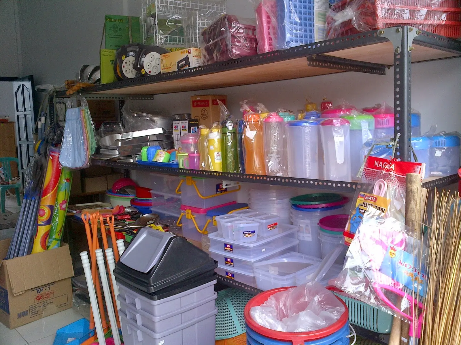 10 Toko Alat Masak Terbaik di Surabaya: Lengkap dengan Harga dan Lokasi